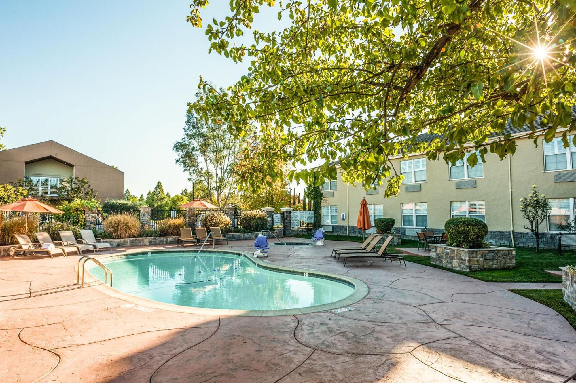 Hotel Indigo Napa Valley By Ihg Exteriör bild